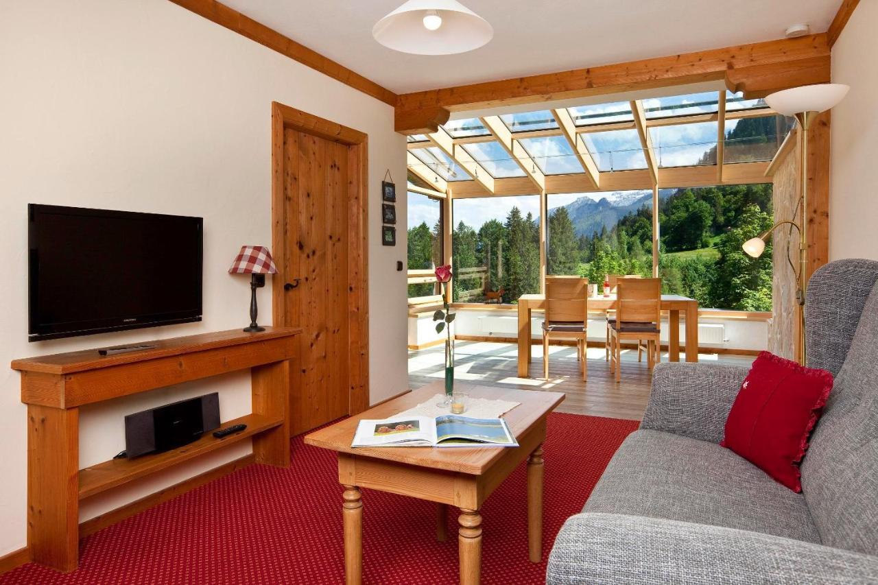 プフロンテンChalet Edelweissアパートメント エクステリア 写真