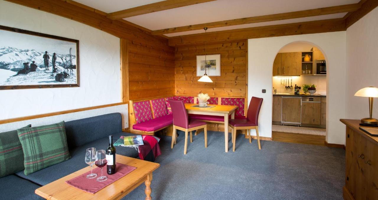 プフロンテンChalet Edelweissアパートメント エクステリア 写真