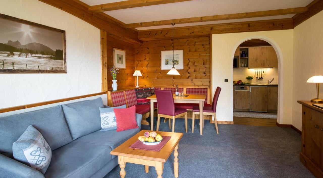 プフロンテンChalet Edelweissアパートメント エクステリア 写真